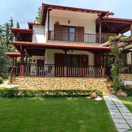 Iliannasvillas * Nikiti (Sithonia)
